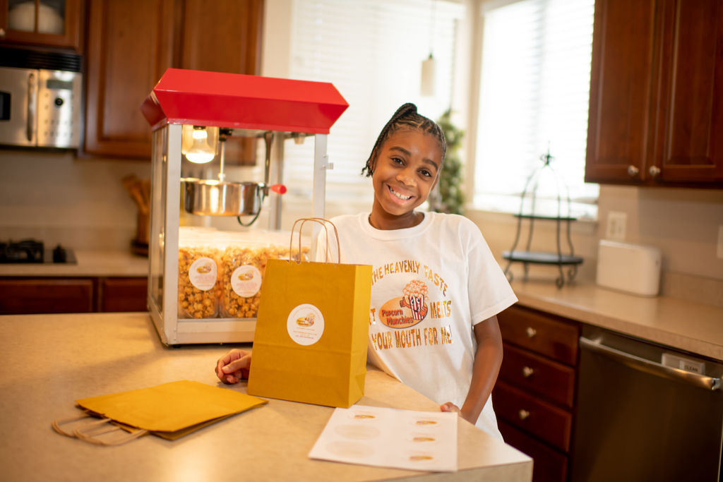 Gourmet Popcorn Brand CEO Mompreneur & Four Children Create Popcorn  Munchies For Americans - WEDGEDIN magazine